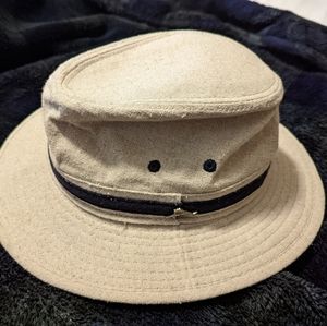 Tommy Bahama hat
